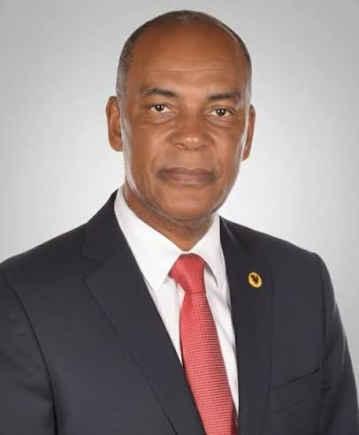 Conheça a Biografia do nosso Presidente do Partido-UNITA, Adalberto Costa Júnior